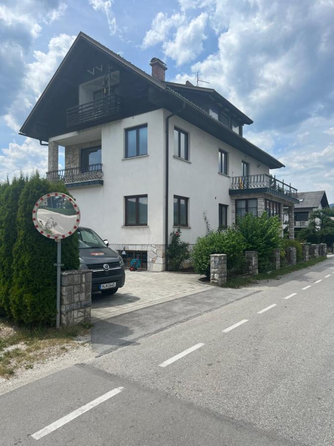 Apartmaji Iva Bled Exteriör bild